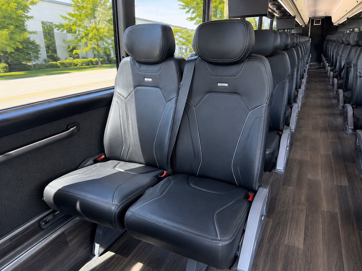 charter buses to boulder wine and meadery tasting rooms