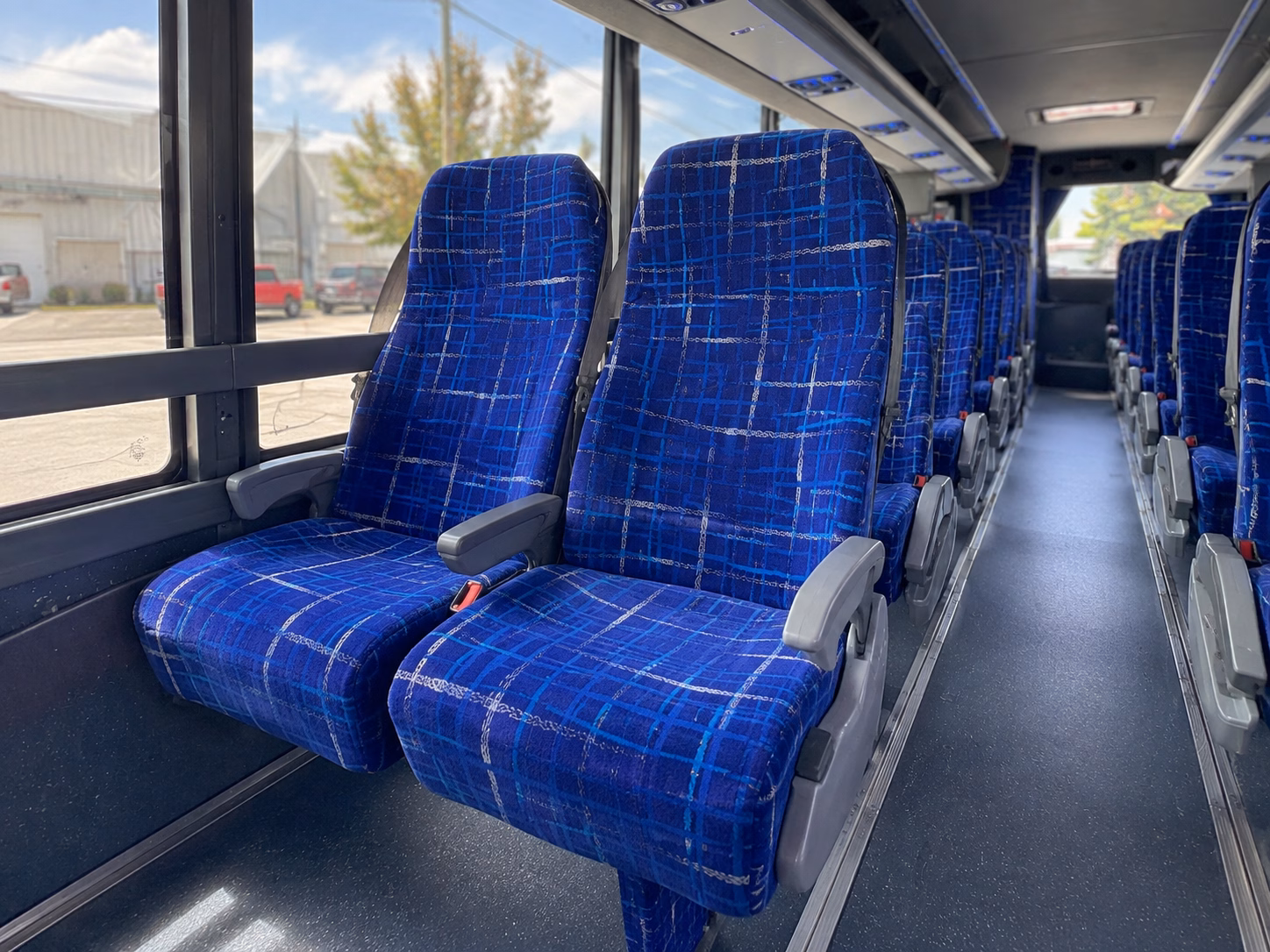 thornton to breckenridge and vail ski season charter bus trips